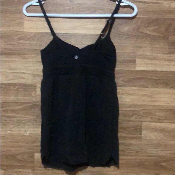 Lululemon black tank size 2 - Picture 4 of 5